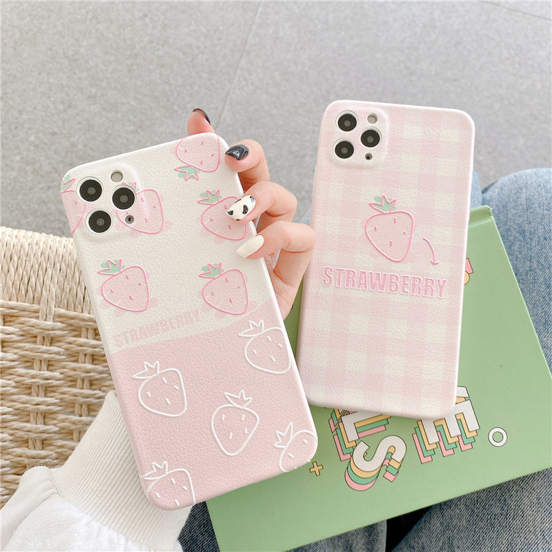 Lattice Strawberry Phone Case For iPhone 12